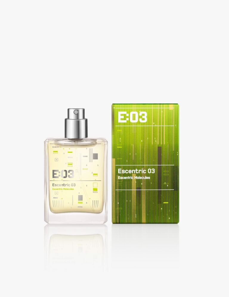 Escentric Molecules E03 30ml Base Scaled