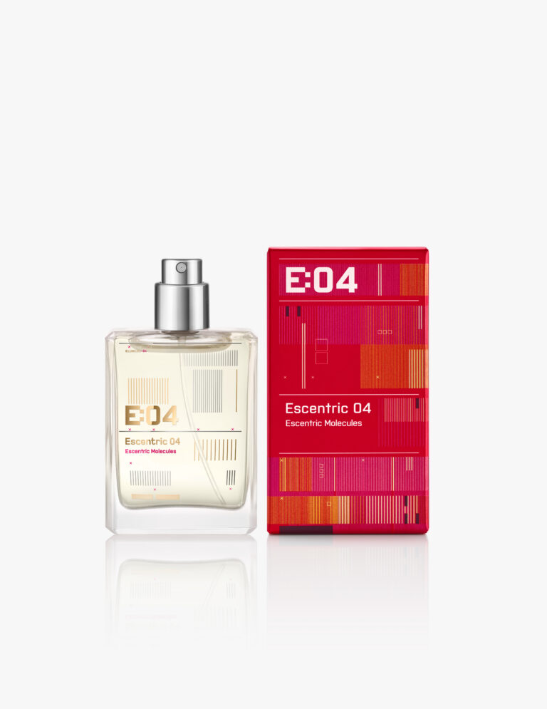 Escentric Molecules E04 30ml Base Scaled