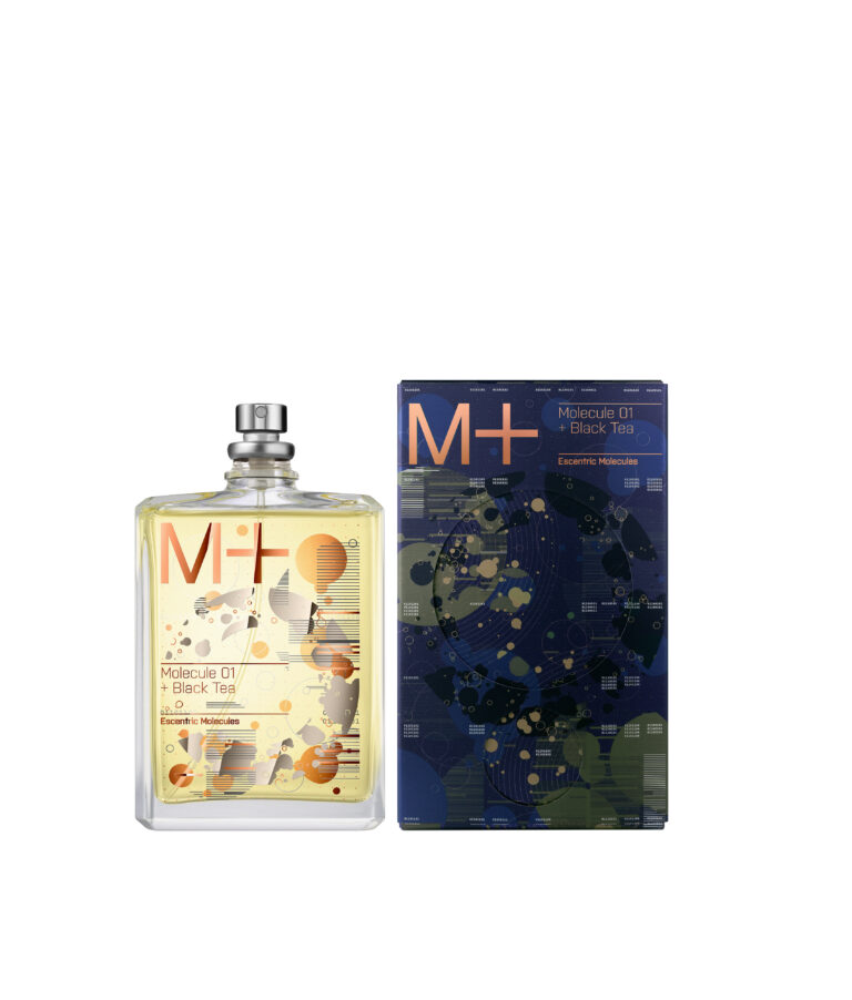 Escentric Molecules M01+BlackTea 100ml 1 Scaled