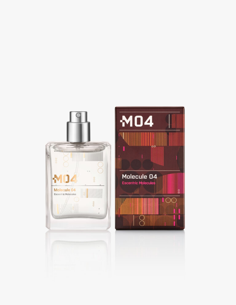 Escentric Molecules M04 30ml Base Scaled