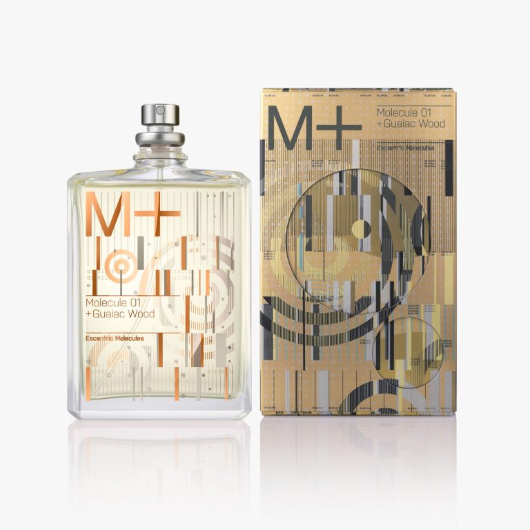 Molecule 01 + Guaiac Wood packaging
